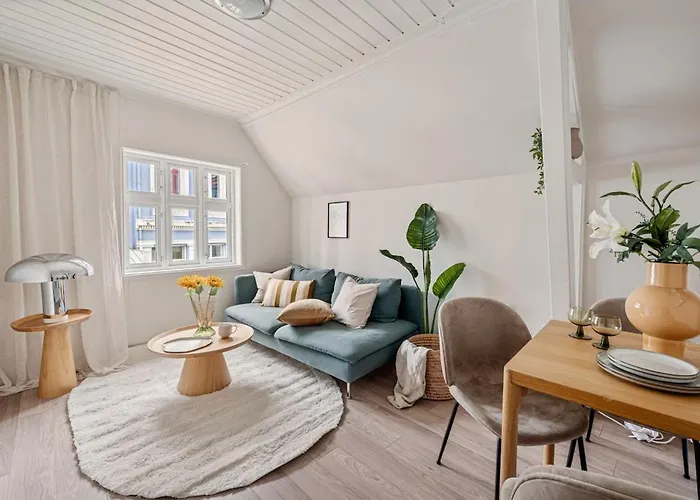 Charming In The Centre Of *